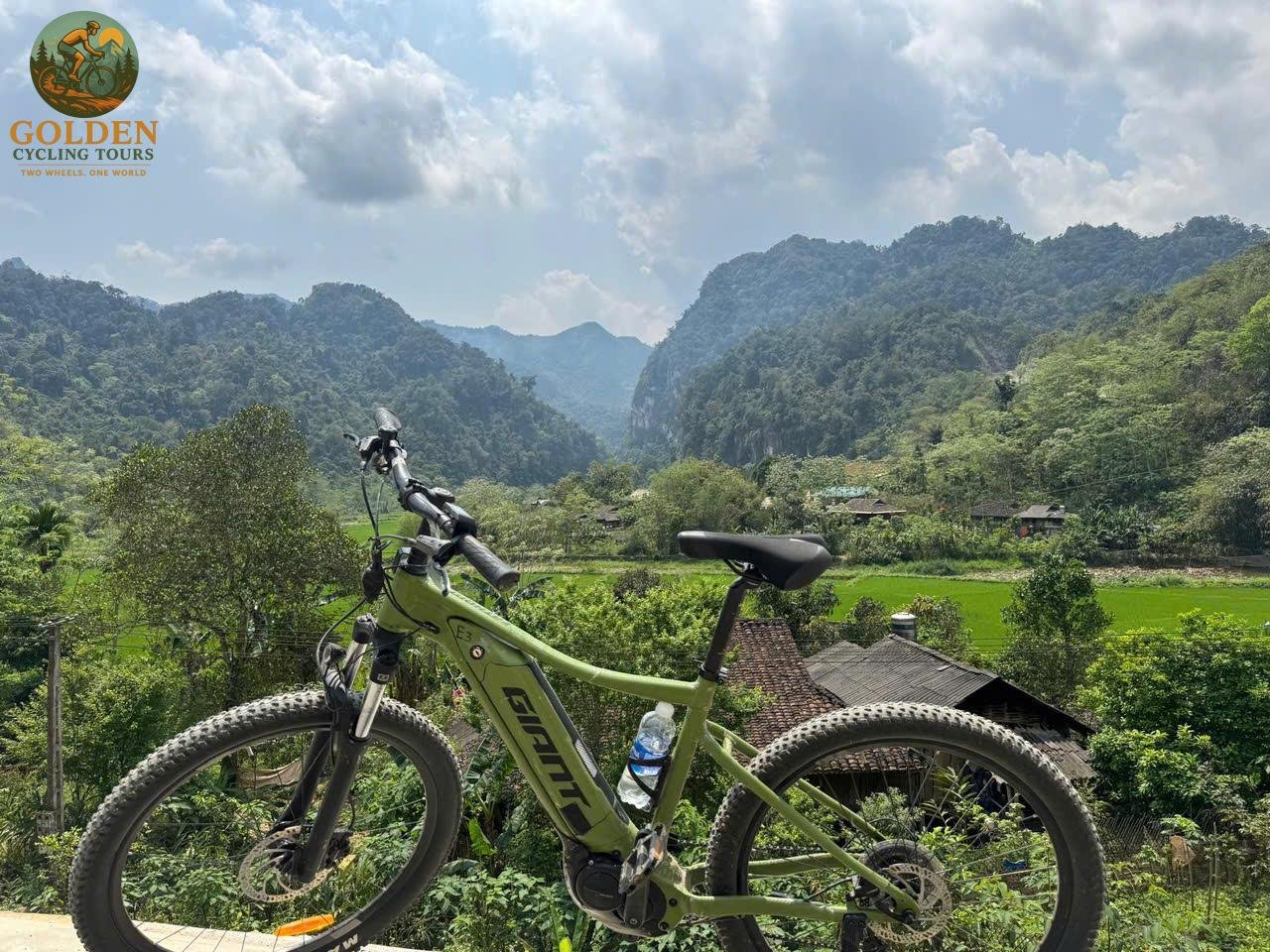 15-Day North Vietnam Cycling Tour: Hanoi, Sa Pa, Ha Giang & Ba Be
